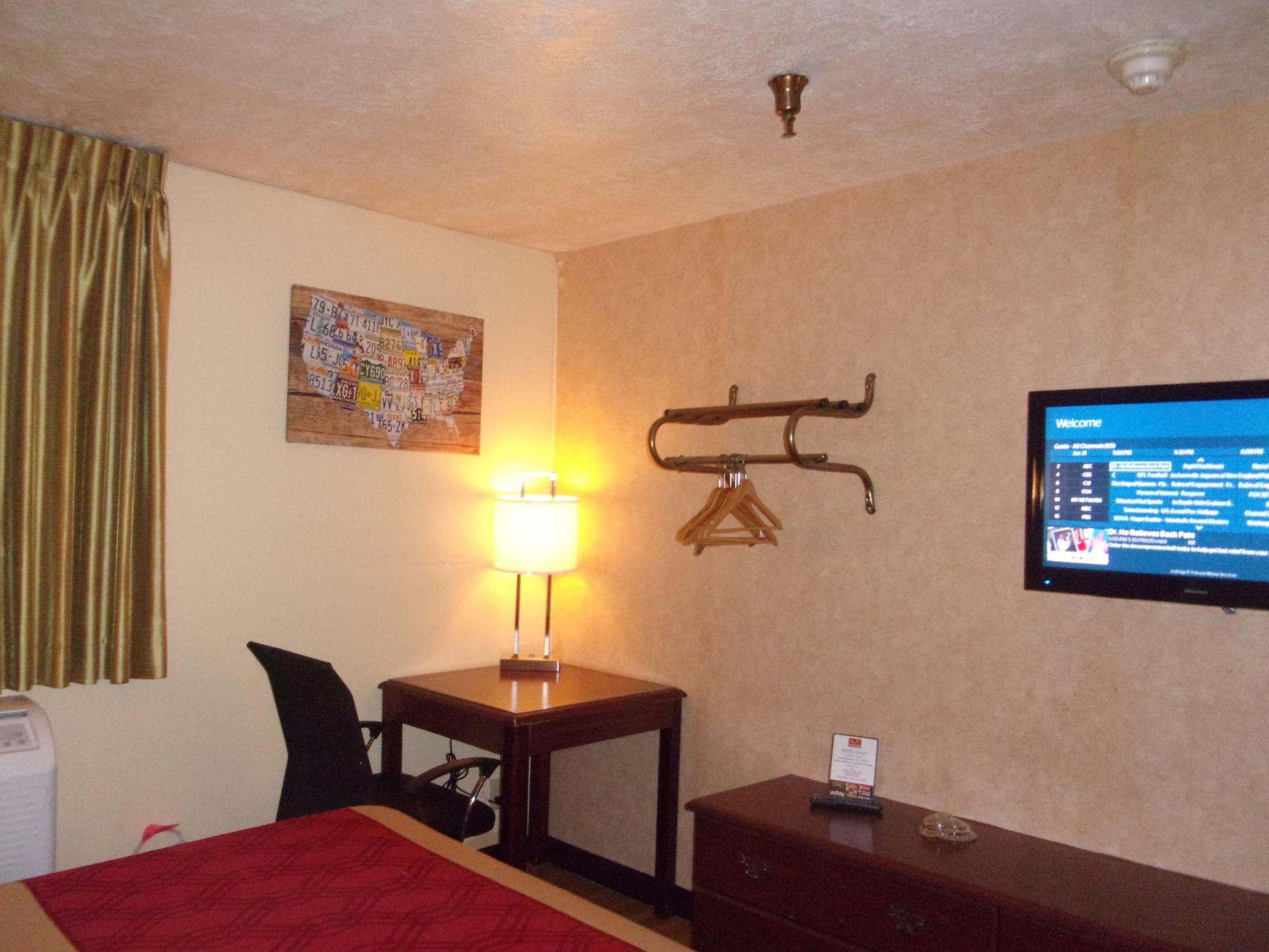 Econo Lodge Kent Kültér fotó