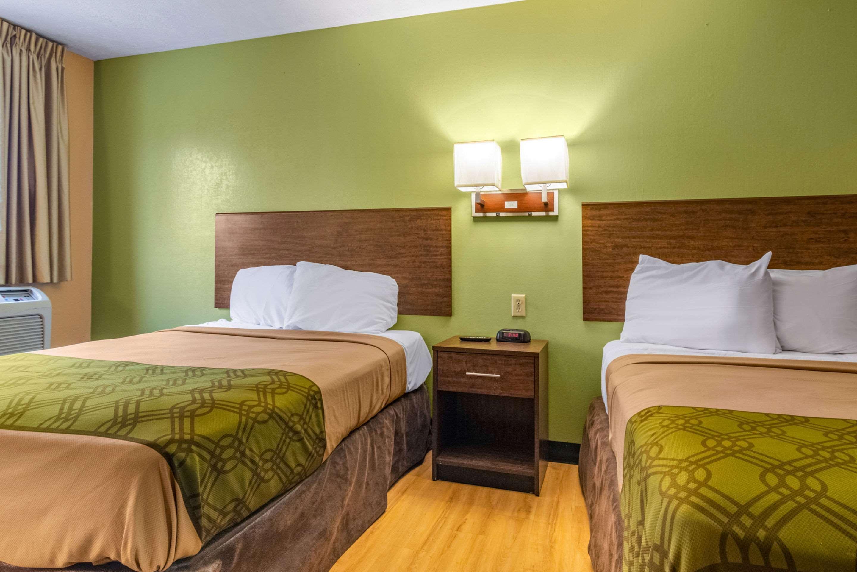 Econo Lodge Kent Kültér fotó