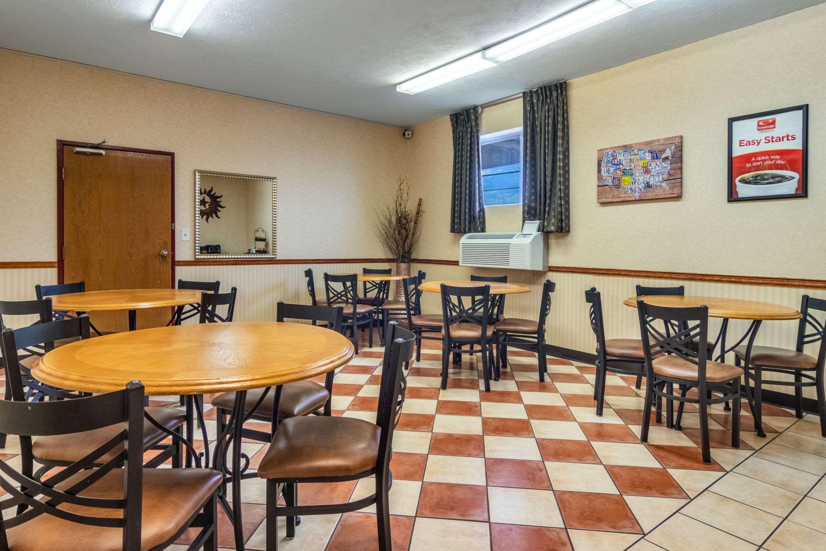 Econo Lodge Kent Kültér fotó