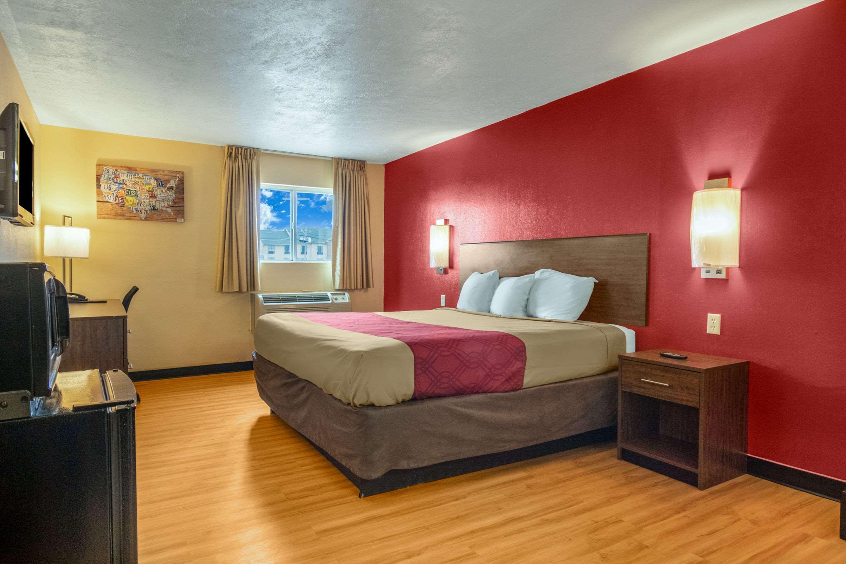 Econo Lodge Kent Kültér fotó