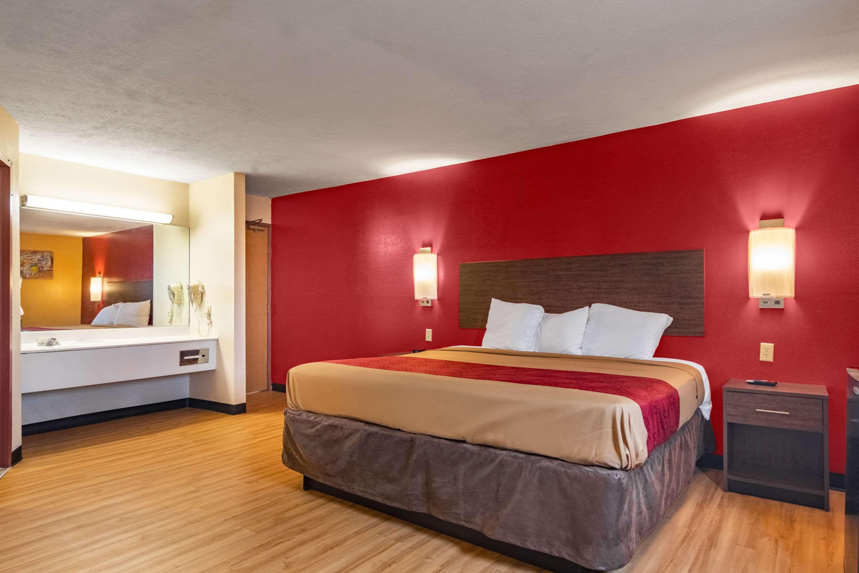 Econo Lodge Kent Kültér fotó
