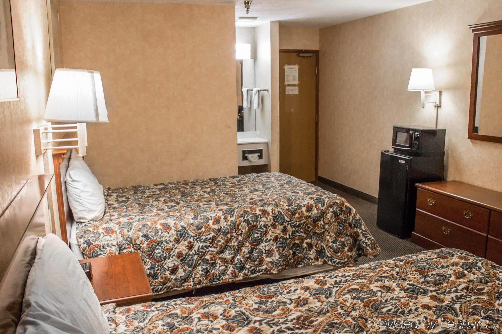 Econo Lodge Kent Kültér fotó