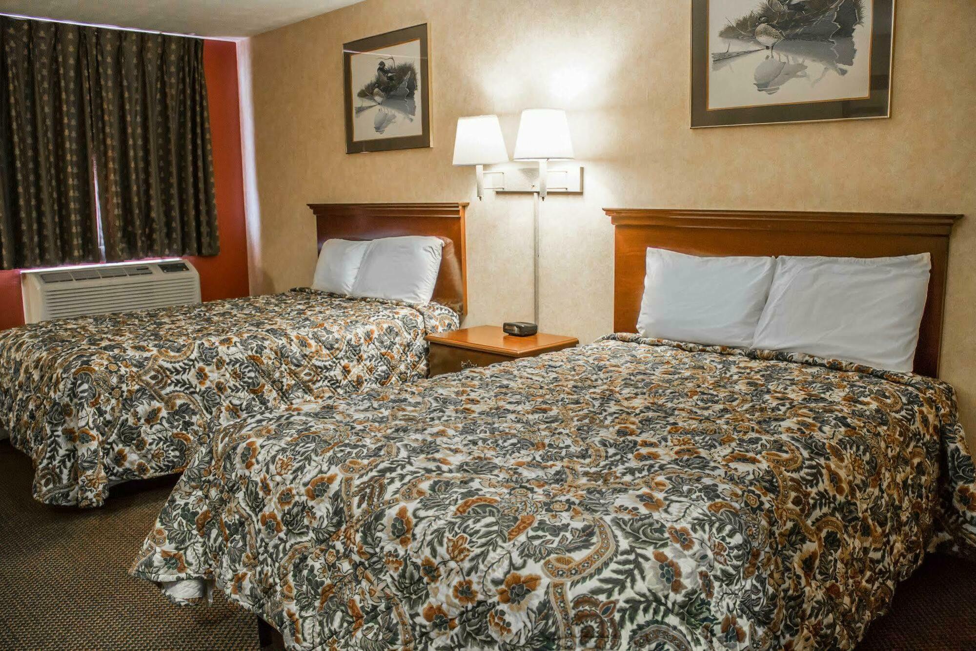 Econo Lodge Kent Kültér fotó