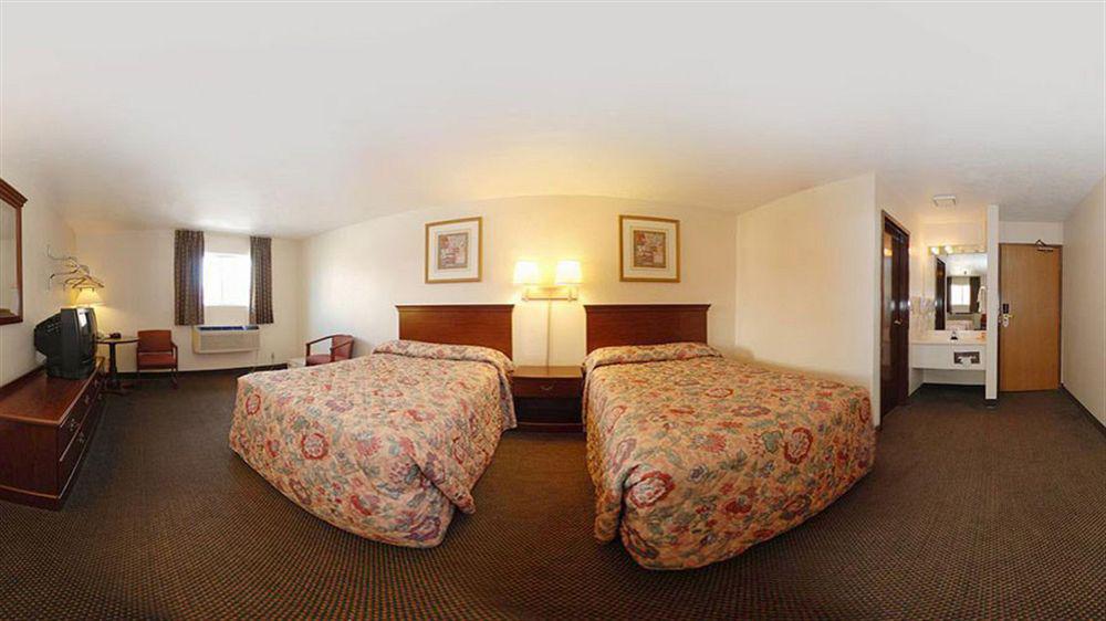 Econo Lodge Kent Kültér fotó